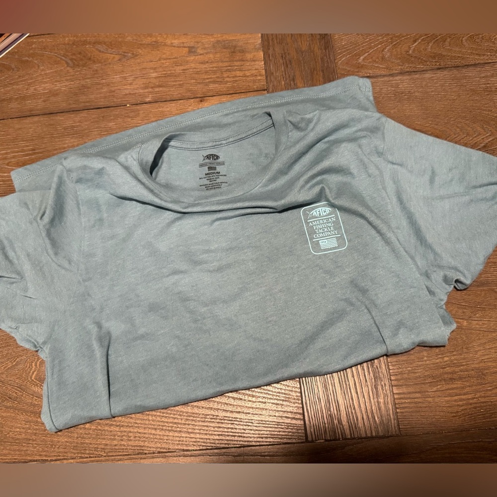 Aftco blue/green T-shirt